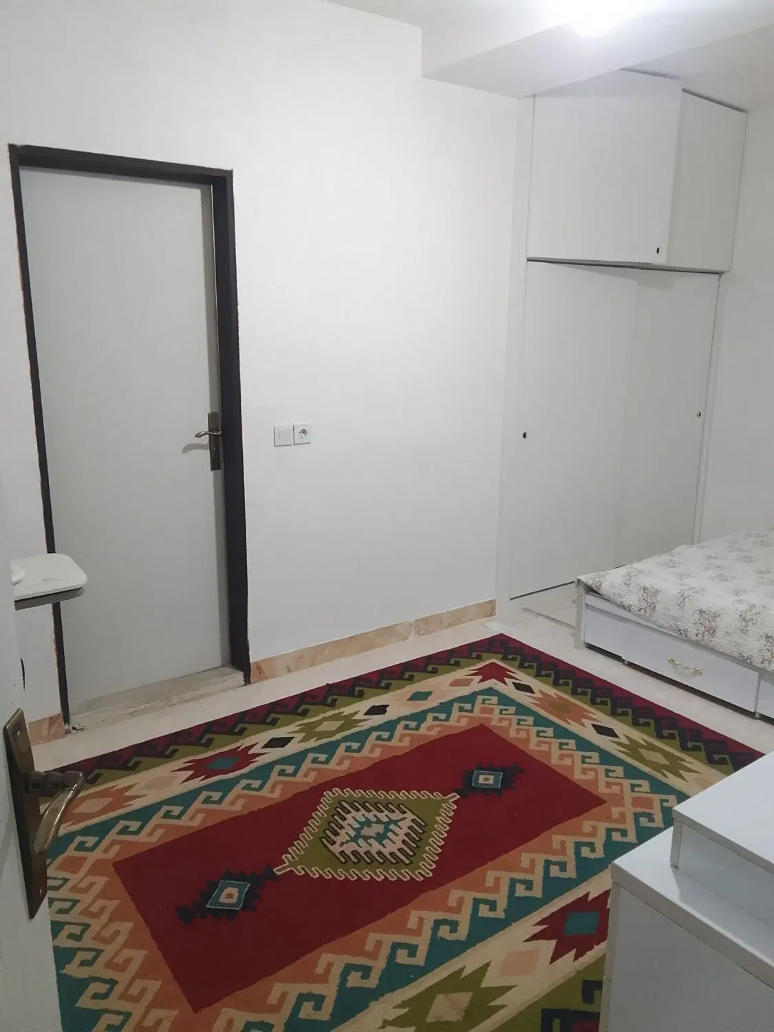 واحد ۱۴۰ متری فول امکانات شهرک جهان آرا