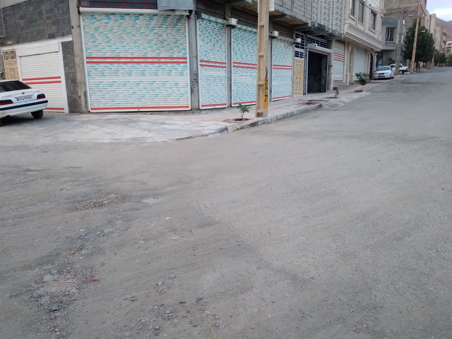 اجاره مغازه جهت انبار کارگاه پارکینگ شهرک پنج آذر