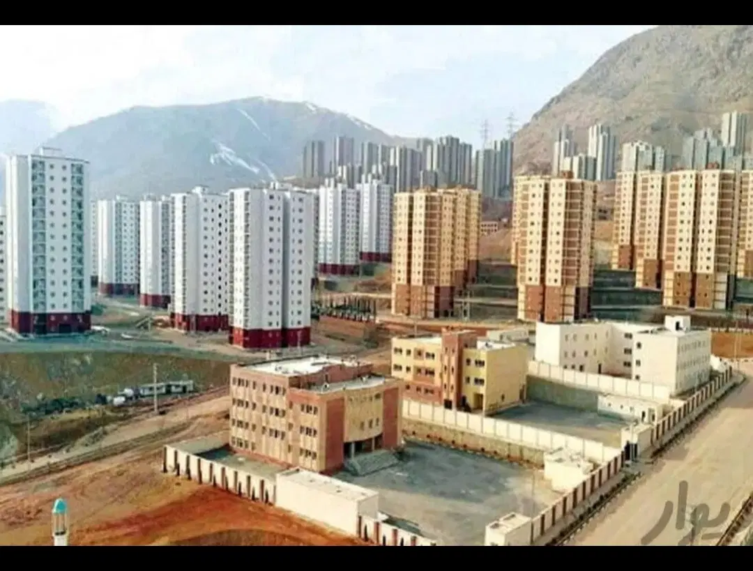 زمین مسکونی خ ظهور
