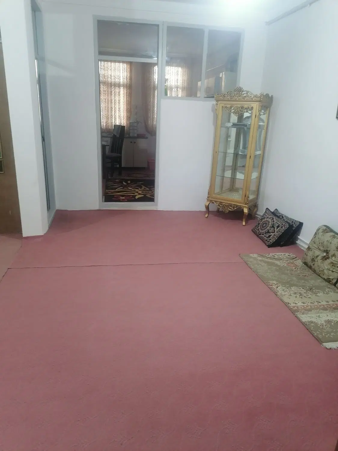 واحدمجزاه فقط برای خانم