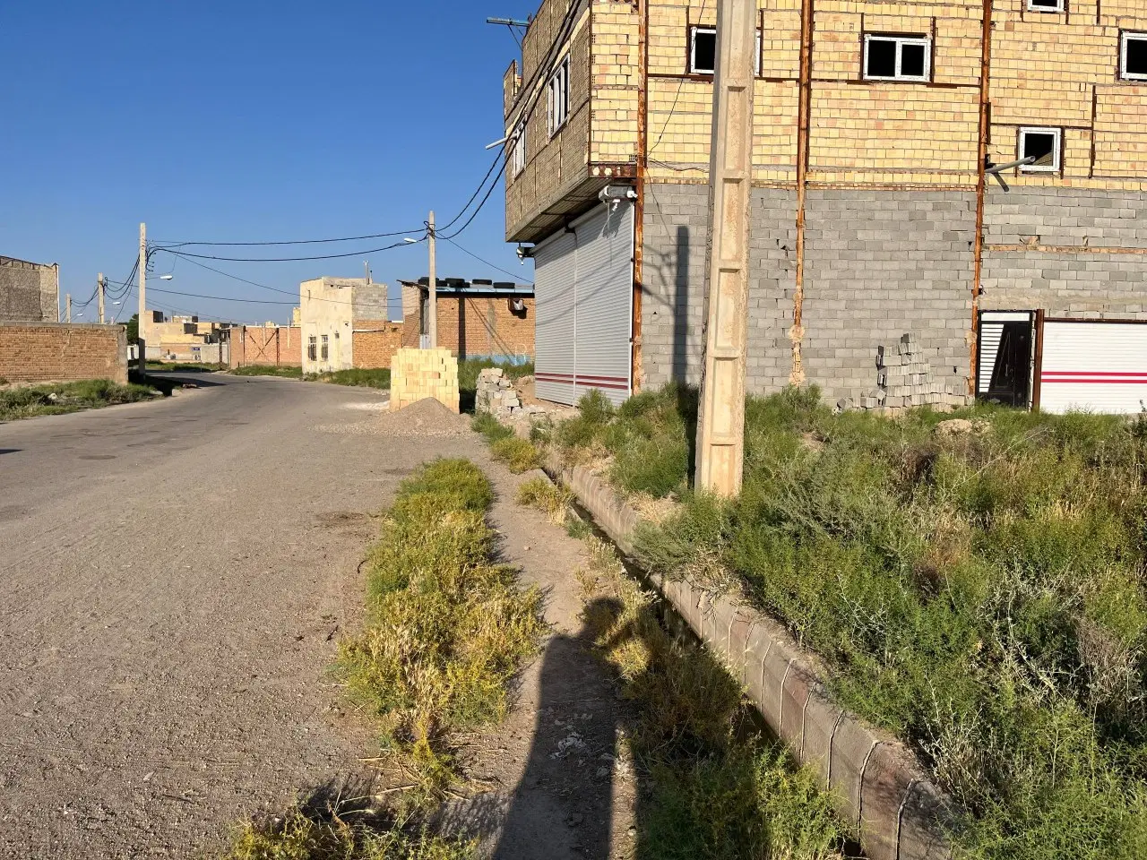 زمین الوارسفلی