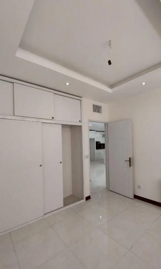 ۱۲۰متر رو به نما