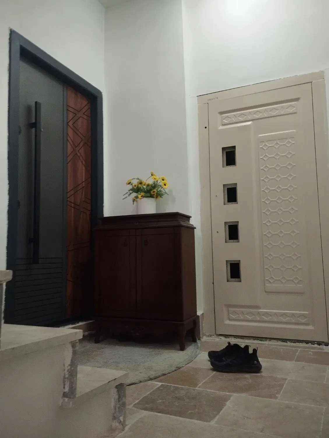 آپارتمان ۹۳ متری دوخواب آسانسور