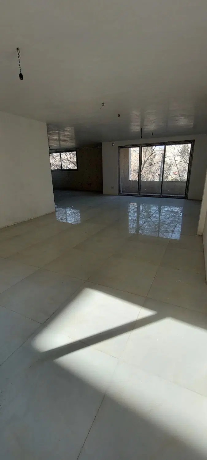آپارتمان ۱۳۵متری نوساز