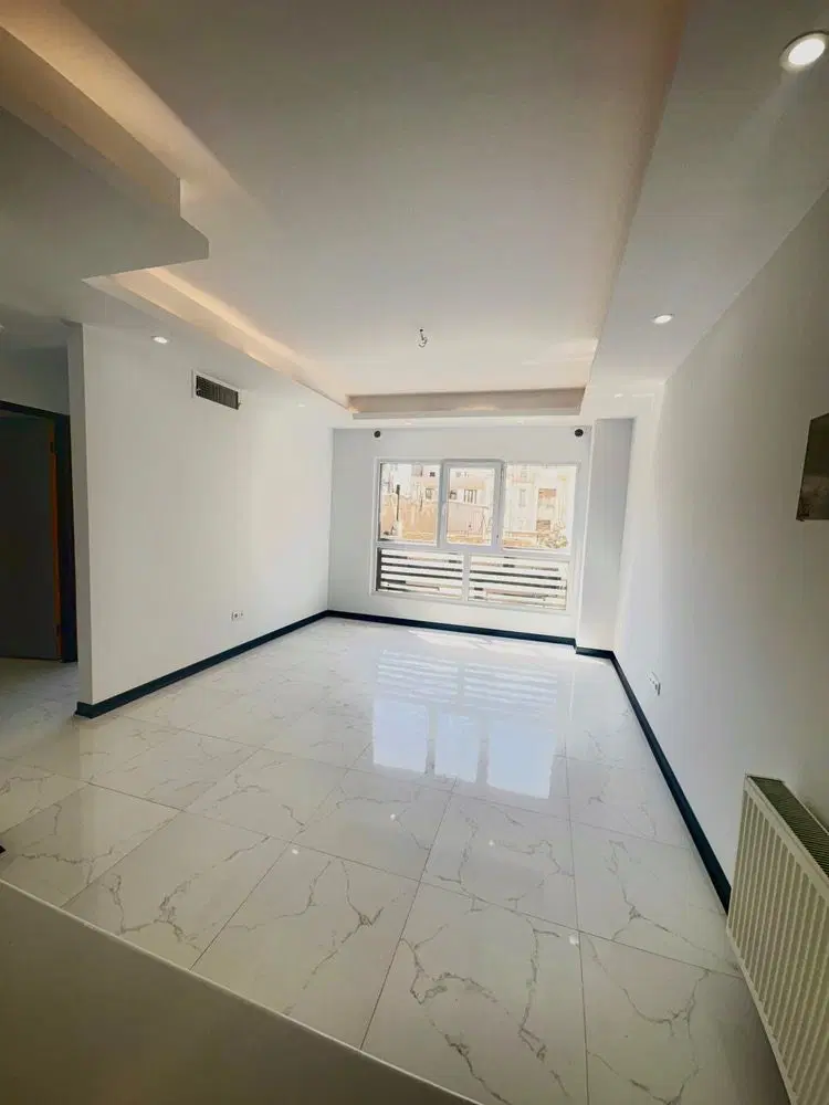 واحد نوساز رو به نما فول امکانات_سند تکبرگ