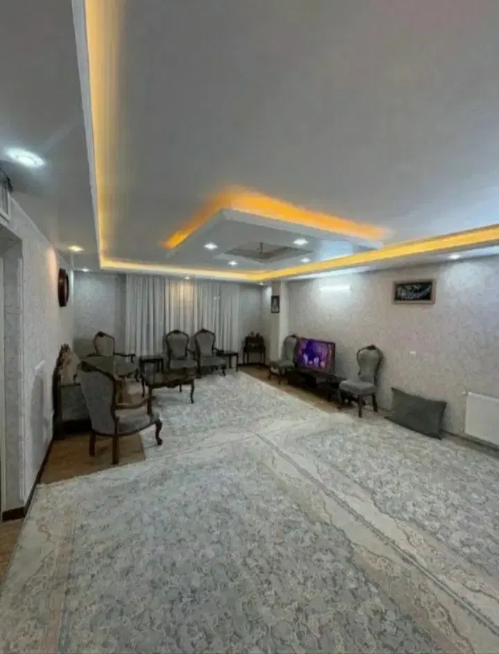 فروش واحدی 102 متری