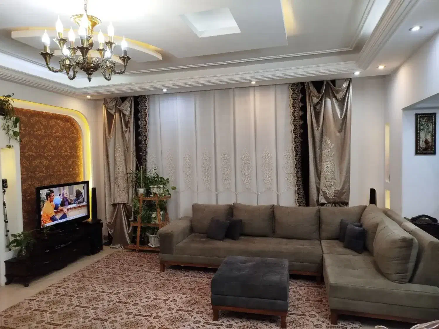 آپارتمان۱۰۵متری۲خواب تکواحدفول۳نبش سندتکبرگ سعادتی