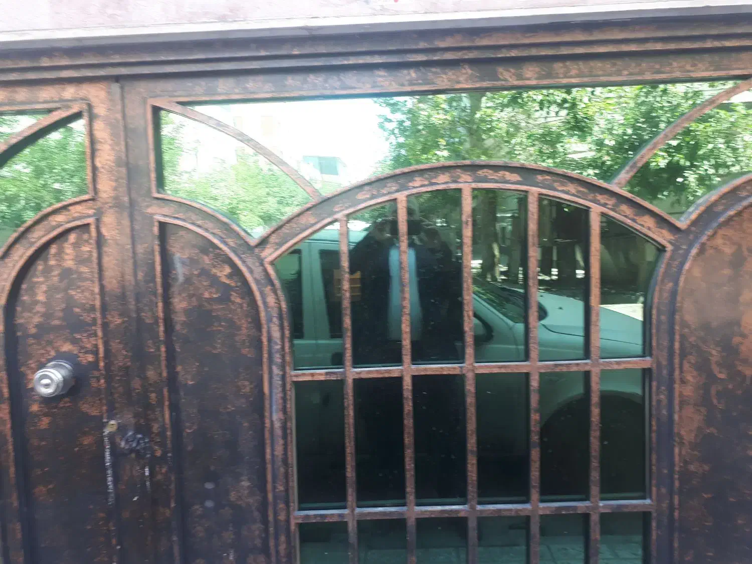 پارگینگ کامل ۷۵ متر برای انباری