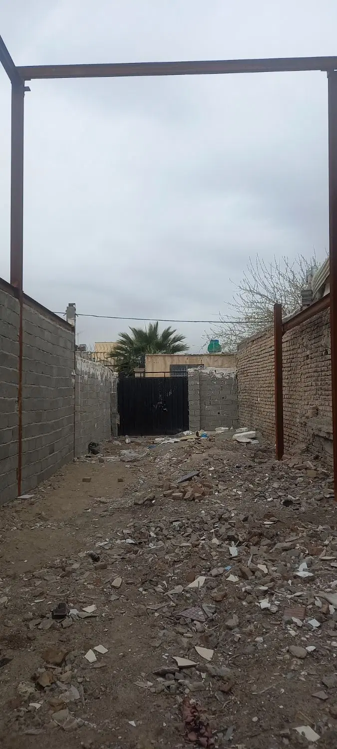 زمین مسکونی ۱۱۰ متر