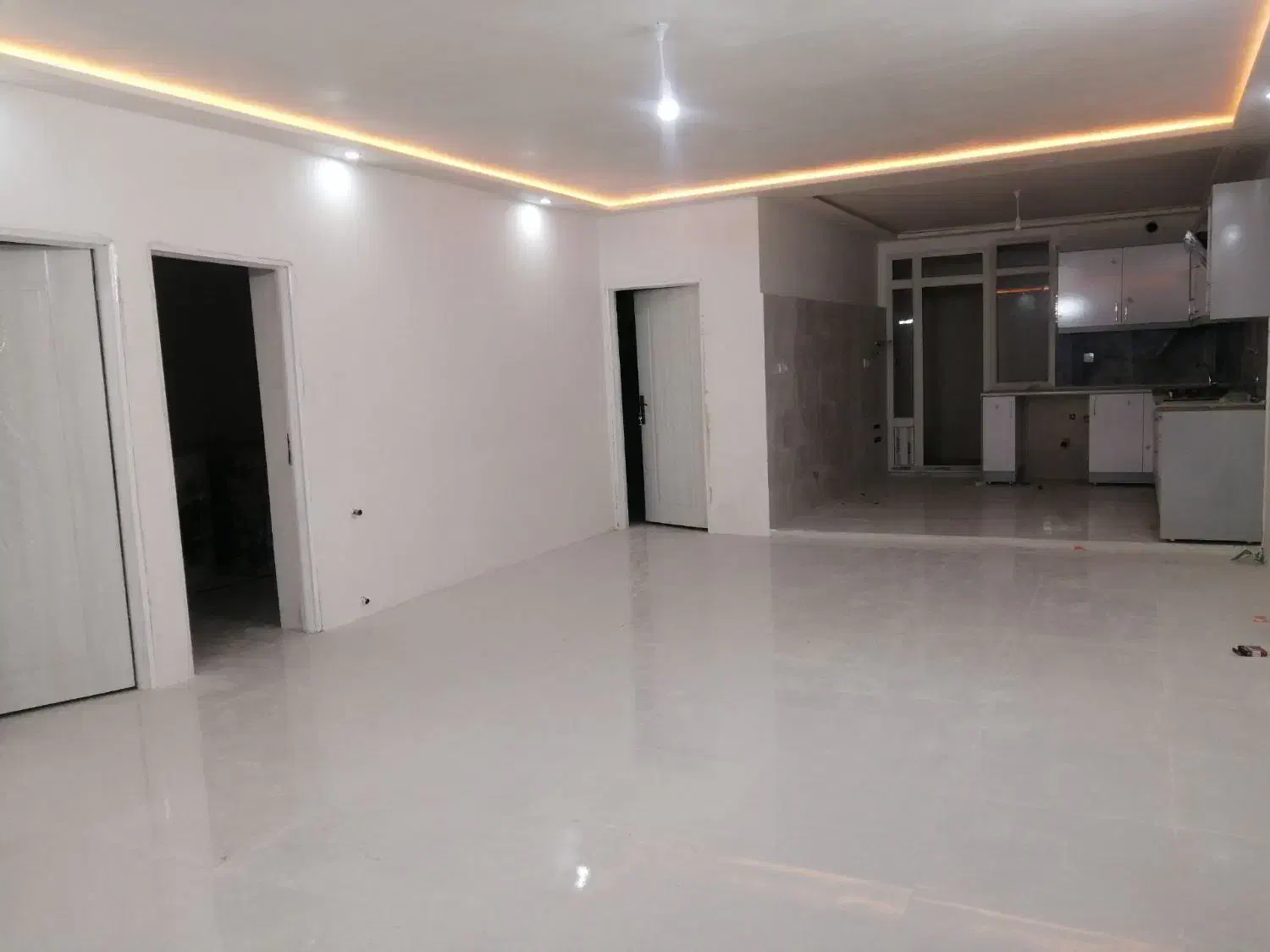 واحد 120 متری 3 خواب با پارکینگ