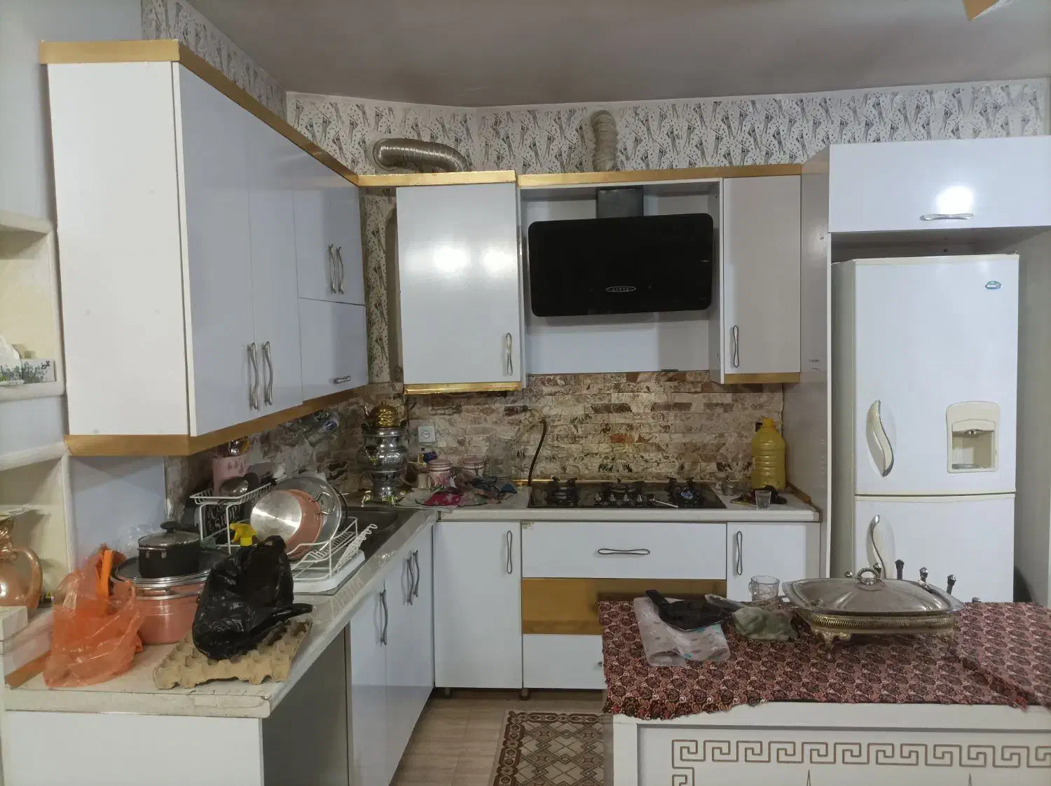 همخانه بنده مالکم