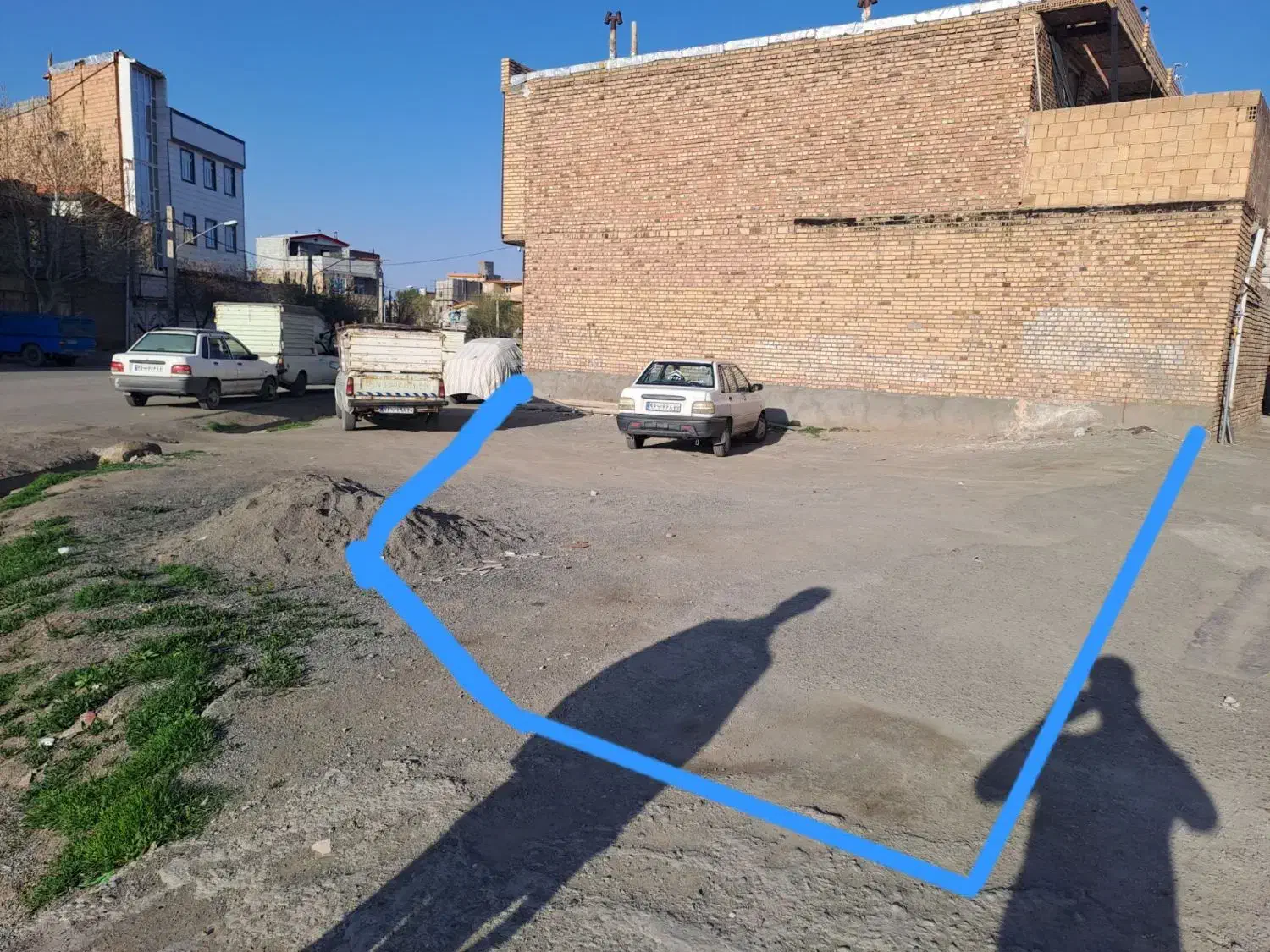 زمین مسکونی سه نبش