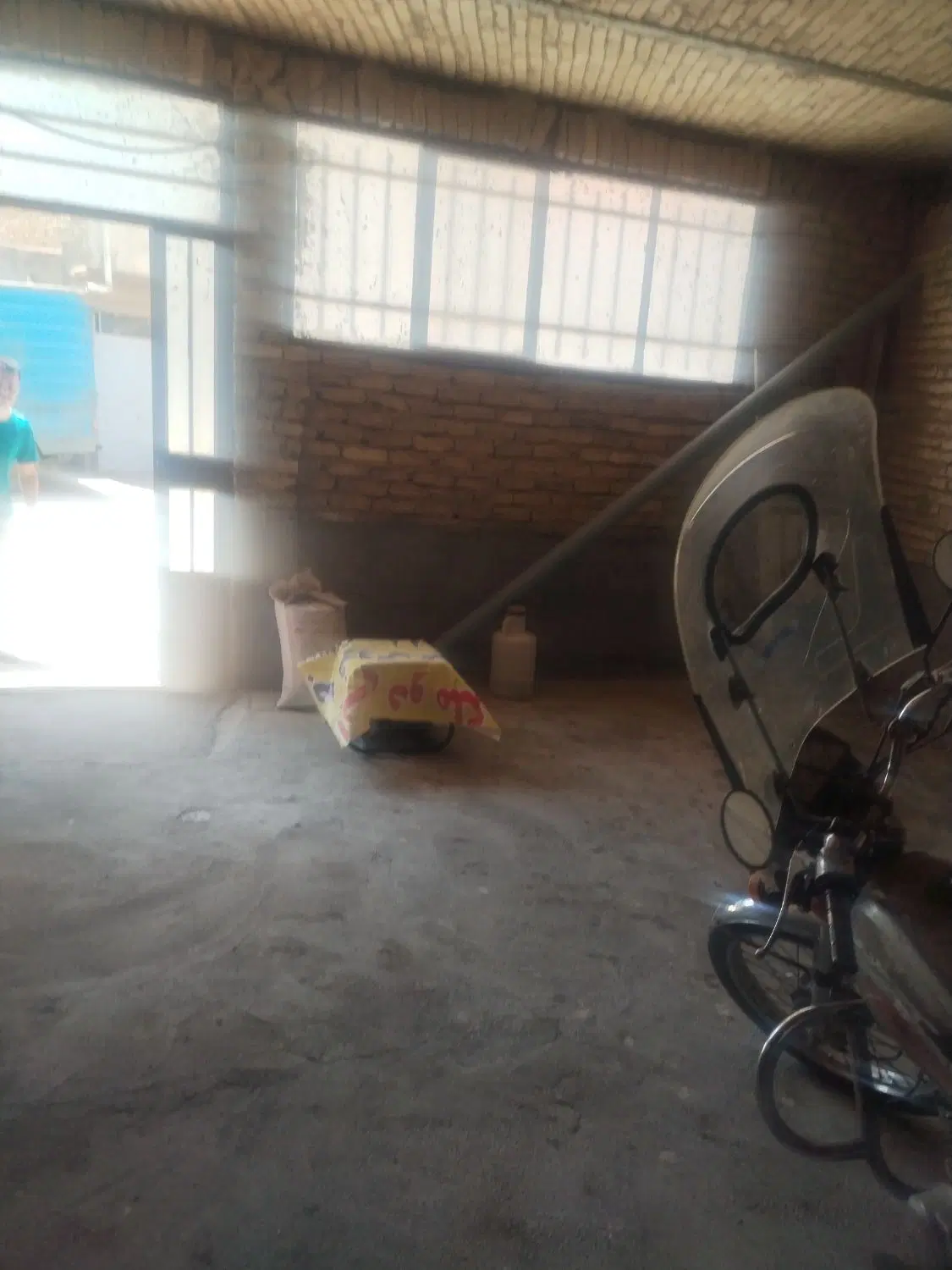 خانه طبقه همکف راه جدا 50 متری