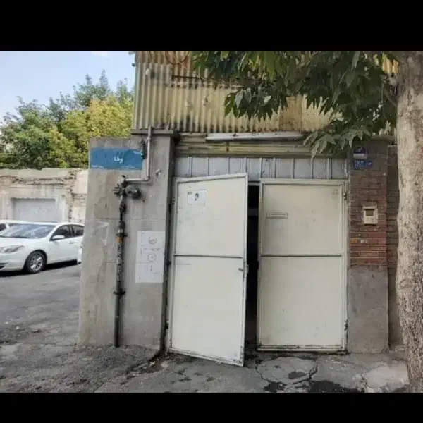 خانه دربست دوطبقه با پارکینگ