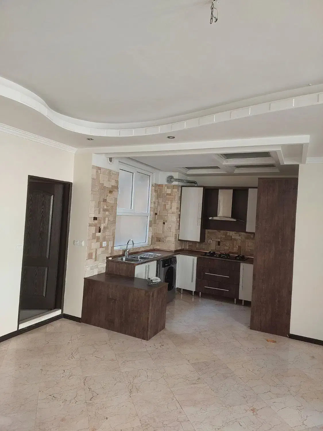 ۶۸ متر ۱ خواب فول امکانات خوش نقشه