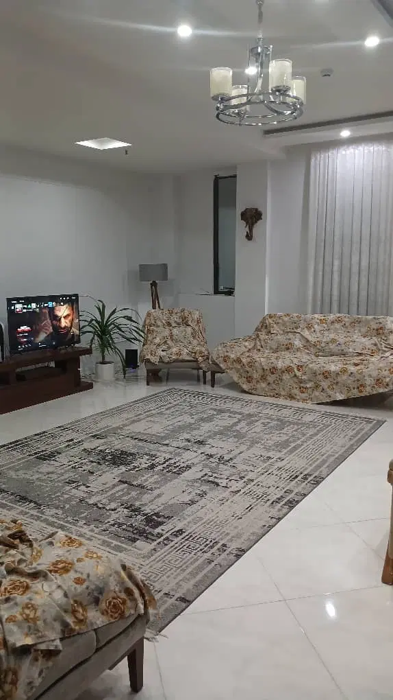 ۹۵ متری دلاوران ۱۰