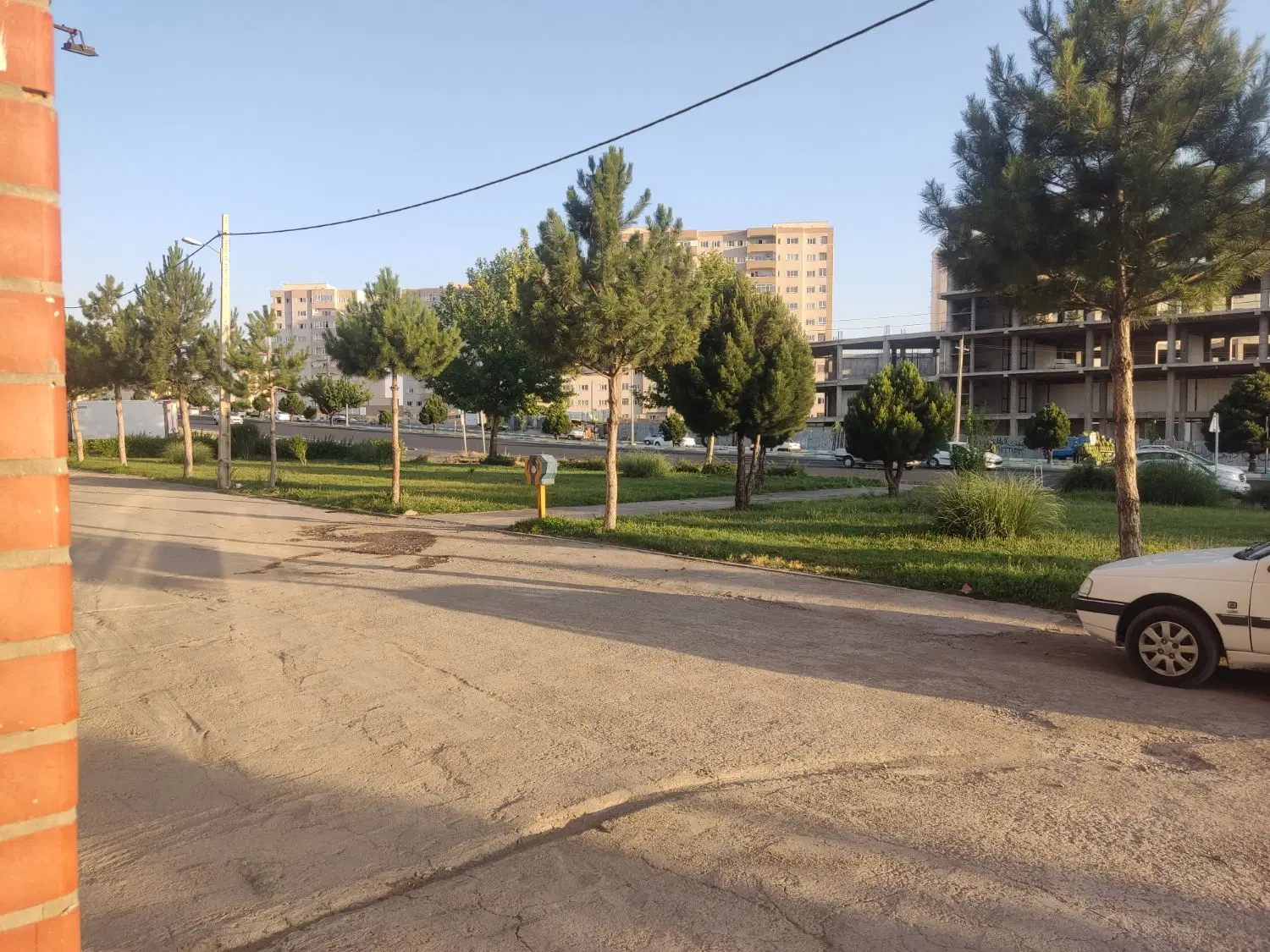 زمین فرهنگیان