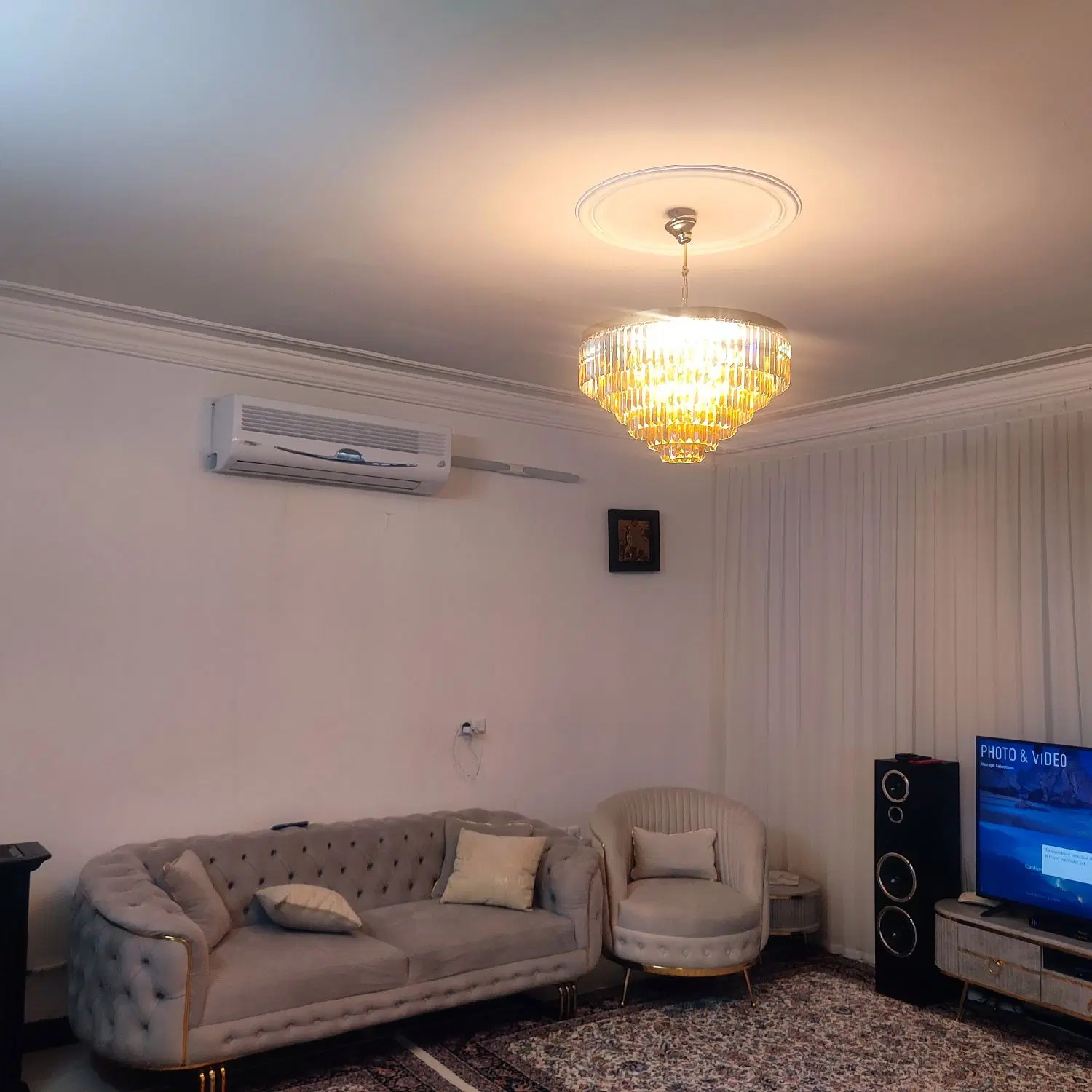 منزل دو طبقه هم کف و بالا
