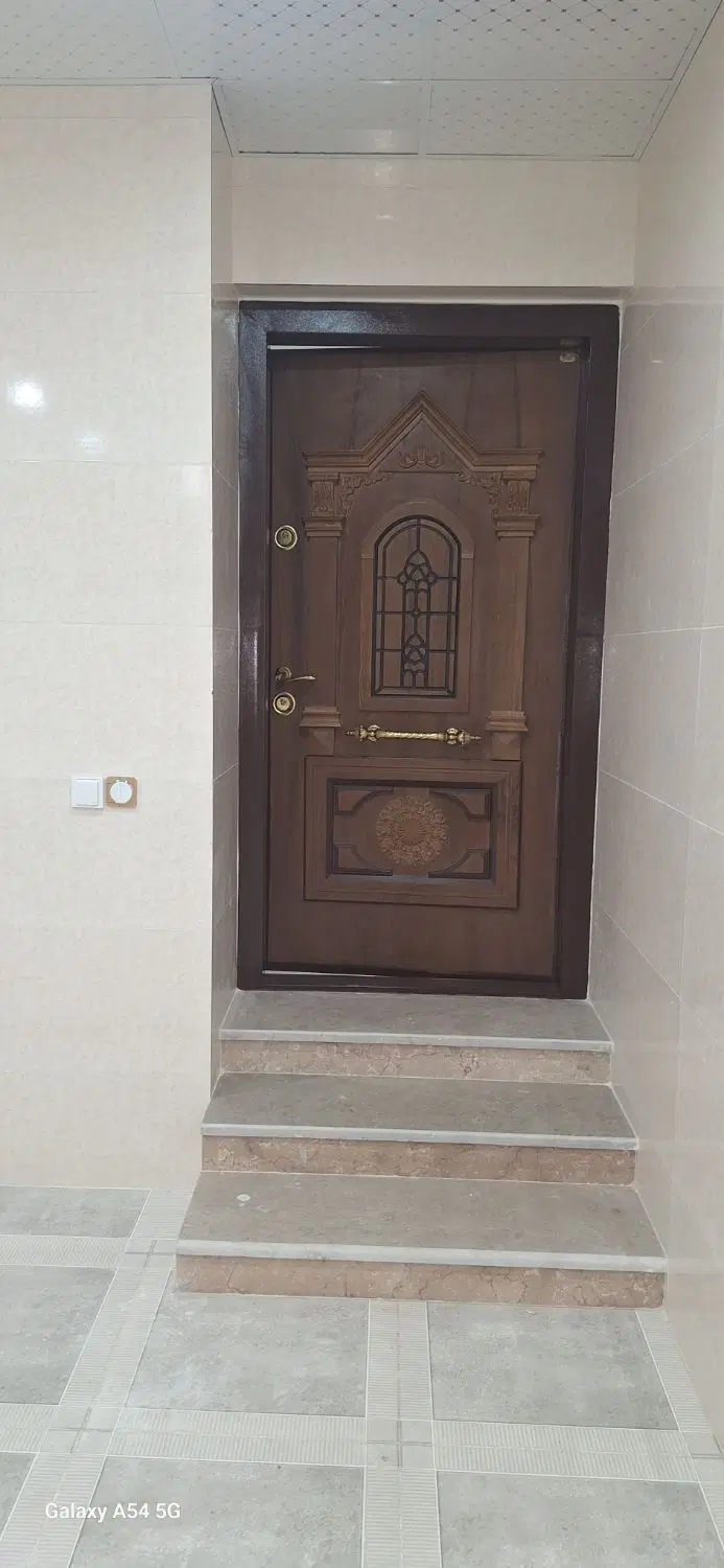 ویلایی نوساز عالیشهر