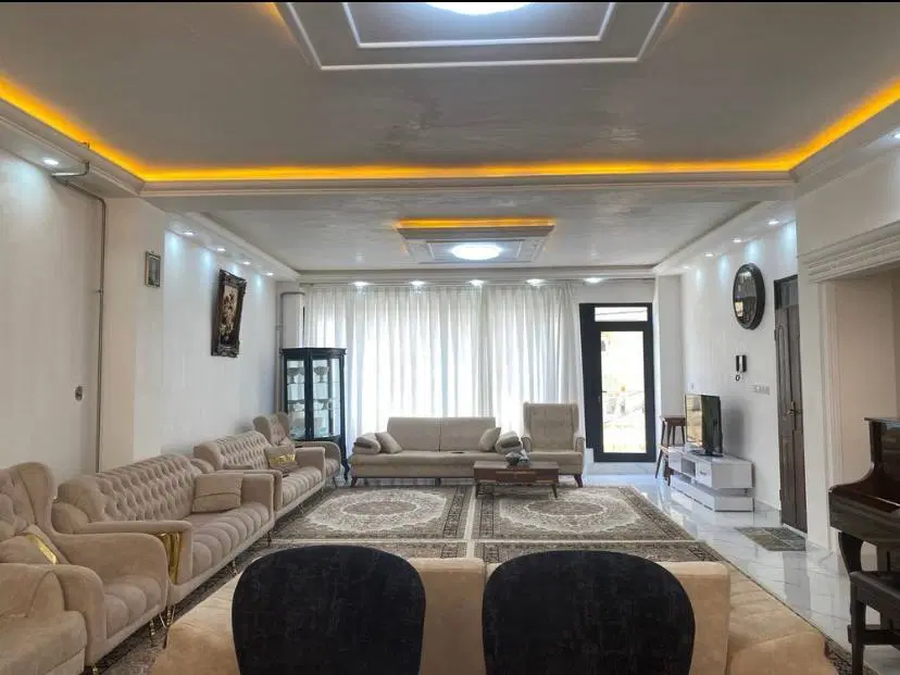 منزل مسکونی ۳طبقه ۲سرویس لوکس لوکس