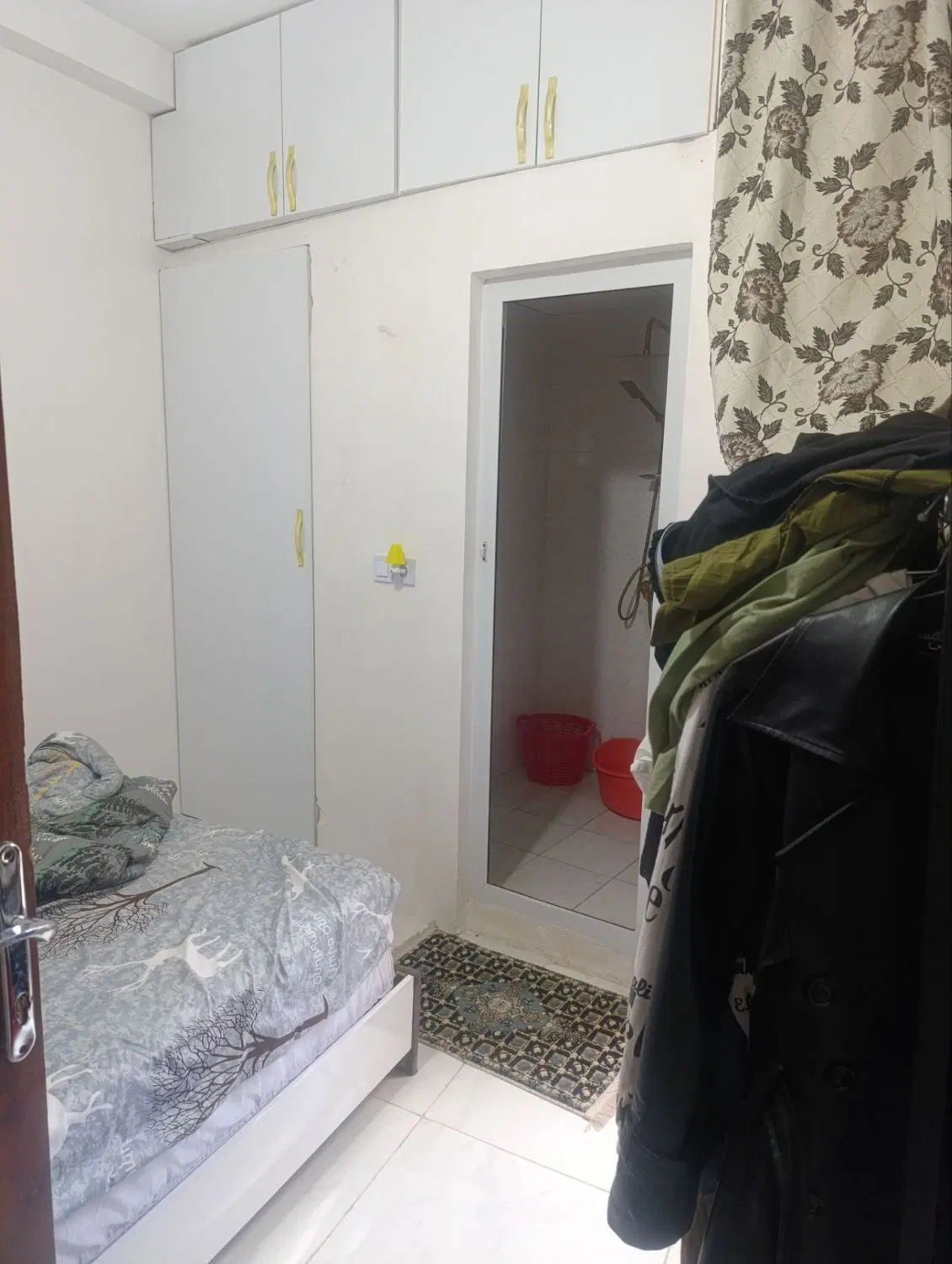 واحد آپارتمان شیک وتمیز