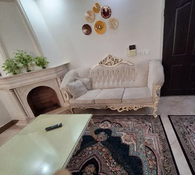 اجاره اپارتمان ۷۸ متری زنبق