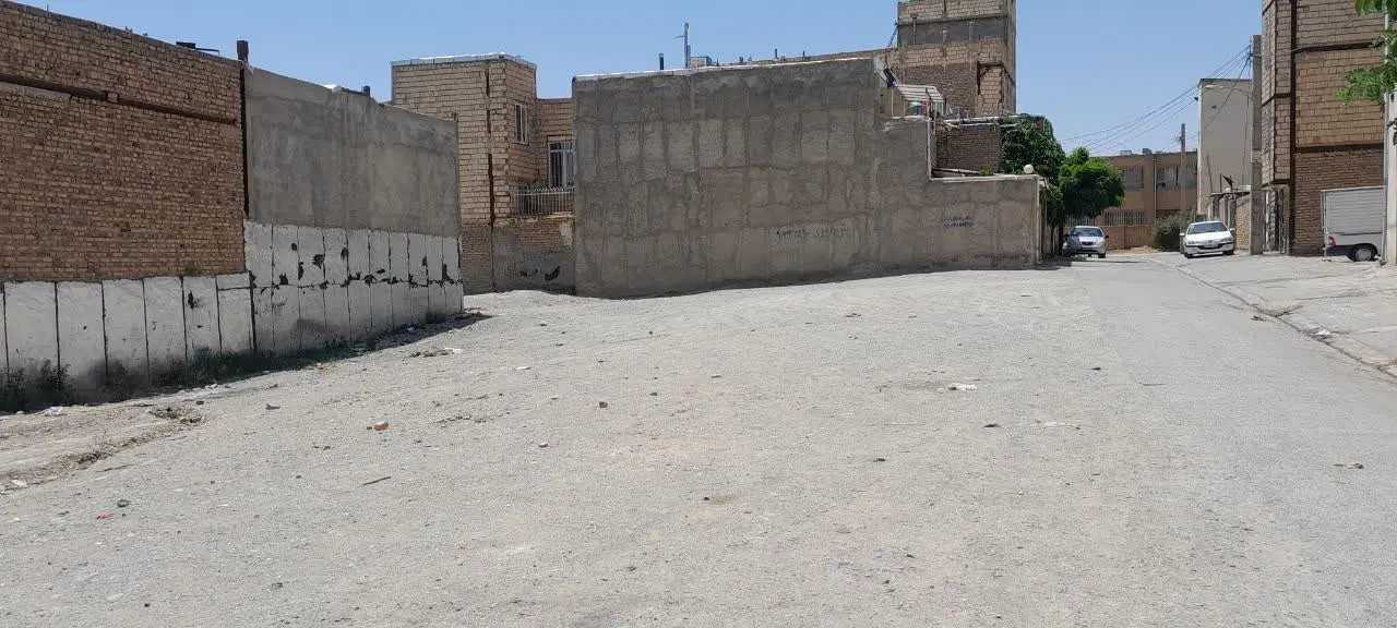 130 متر زمین مسکونی