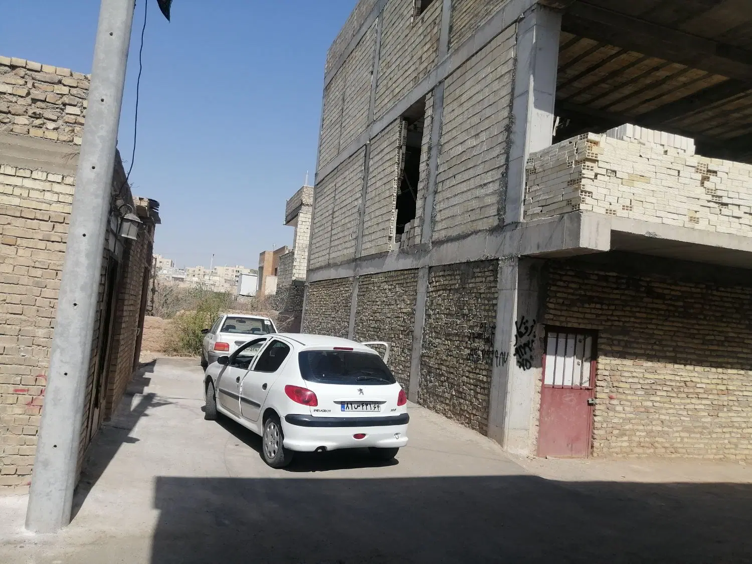 زمین مسکونی
