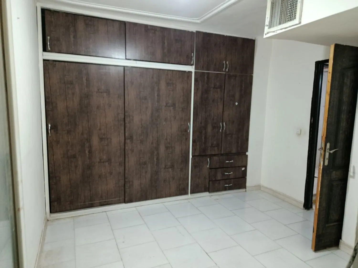 فروش آپارتمان در مهرگان