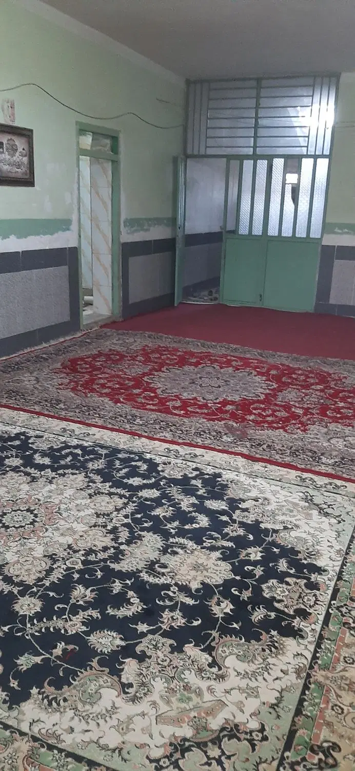 منزل فروشی بر خیابان  مصطفی خمینی بین ۶۷و۶۹