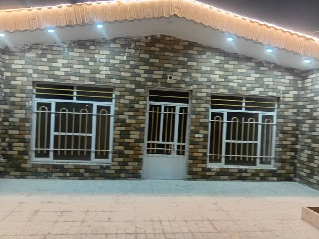 خونه داخل شهر .. ابومنصور ..