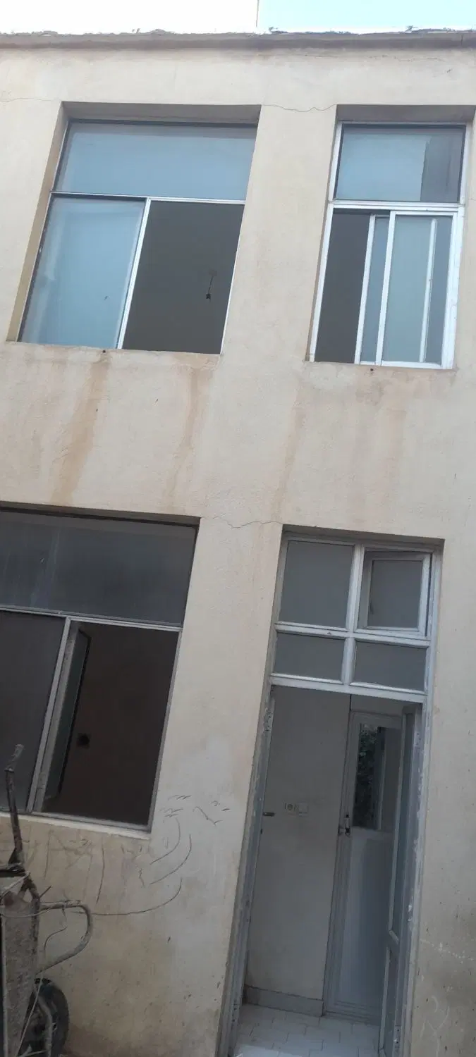 خانه ویلای دربستی نقلی درباغمیشه خیابان بهپور مقدم