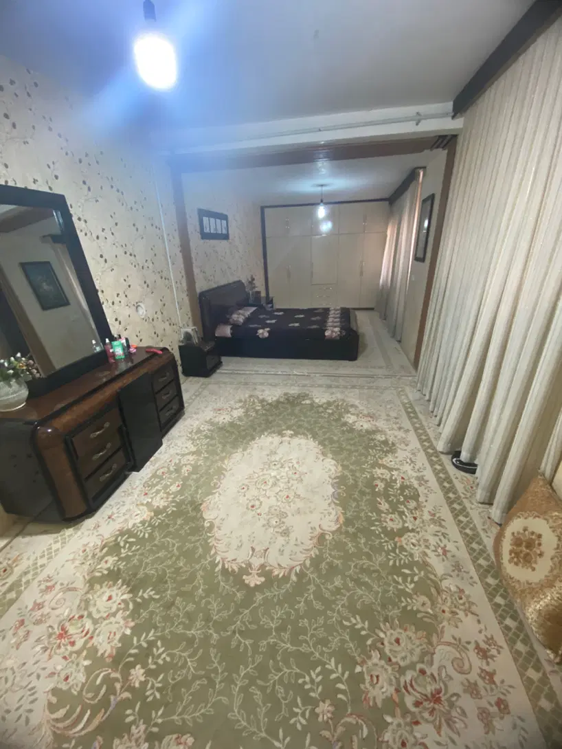خانه ویلایی دو خواب ۱۷۵ متر خیابان سعدی