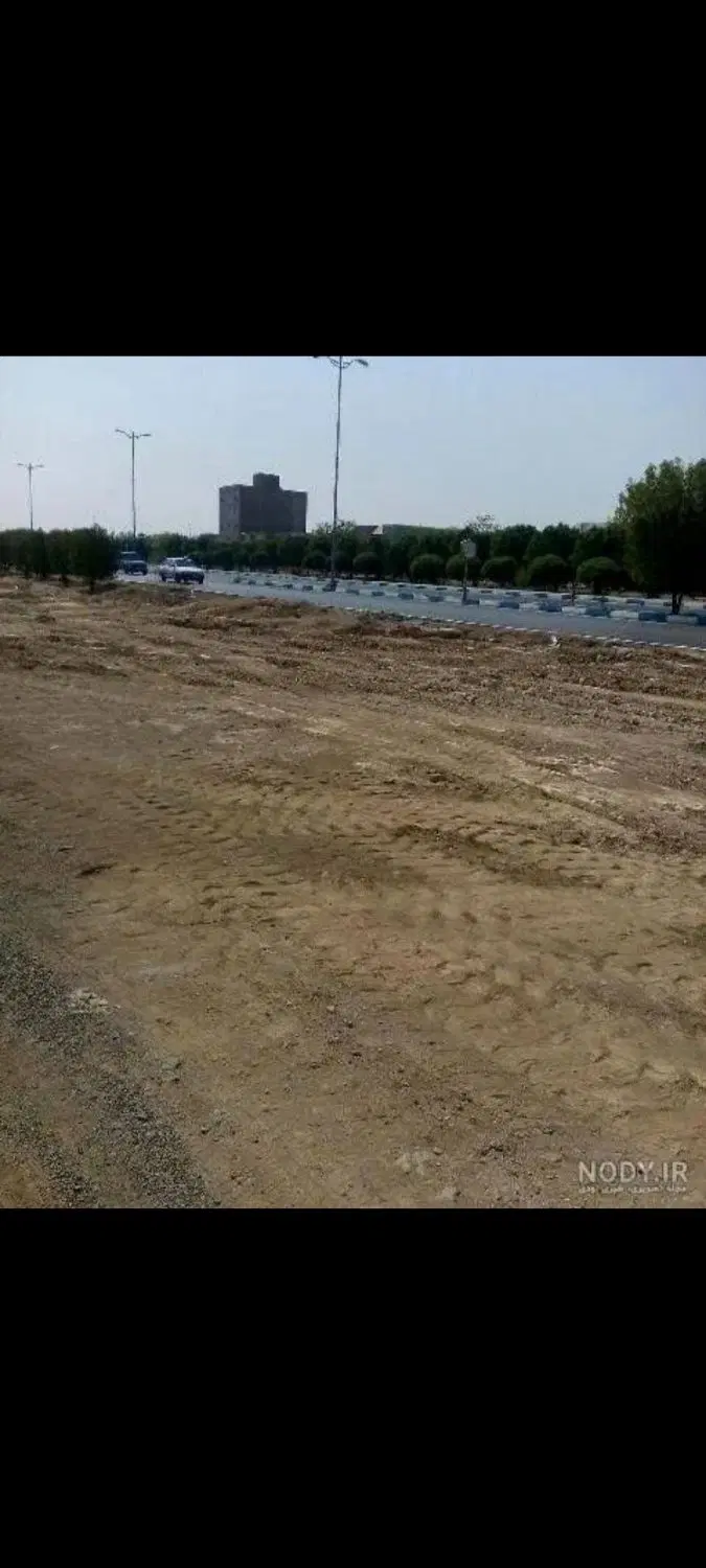 زمین سنددار 225 متری نبش بلوار نقوی راوند