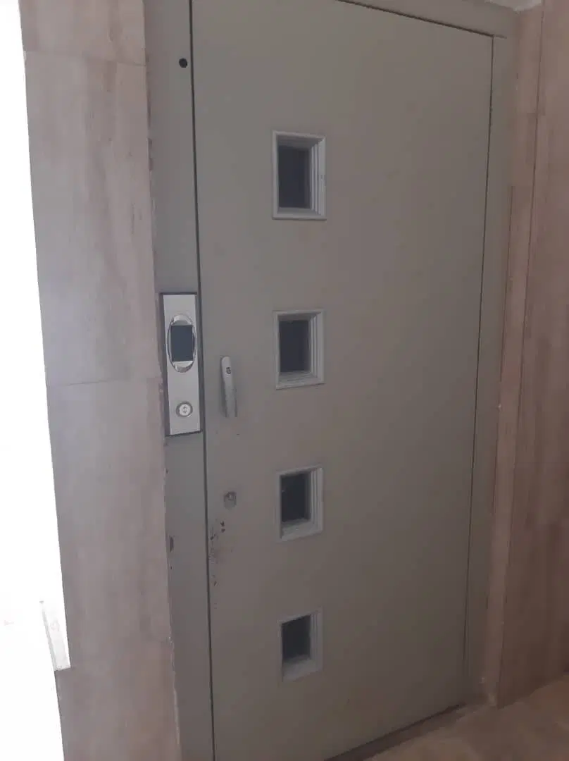 آپارتمان ۱۲۰ متری نسغ اماده سندم گازورازی