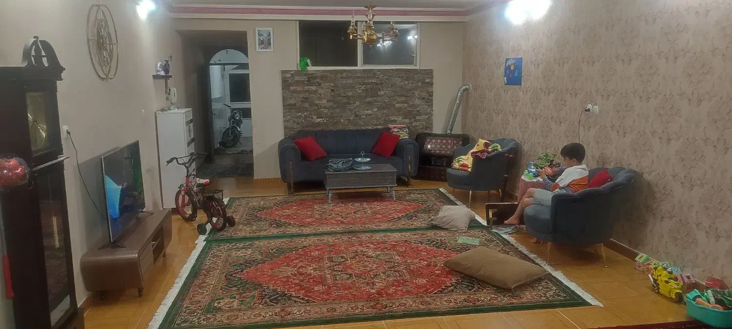طبقه همکف 70 متری با حیاط