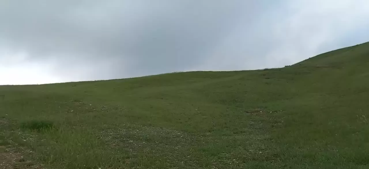 فروش زمین منطقه کوهستانی خوش آب و هوا