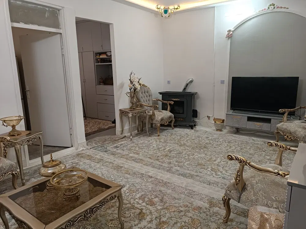 خانه ویلایی ۷۵ متری بازسازی شده