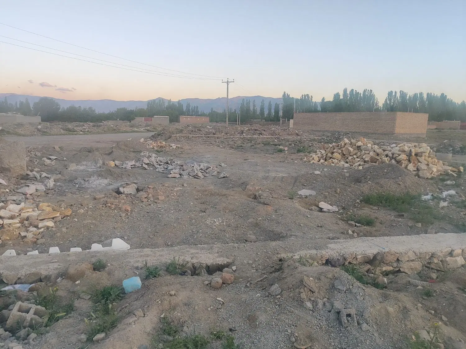 زمین مسکونی فروشی در کمر بندی تازه شهر