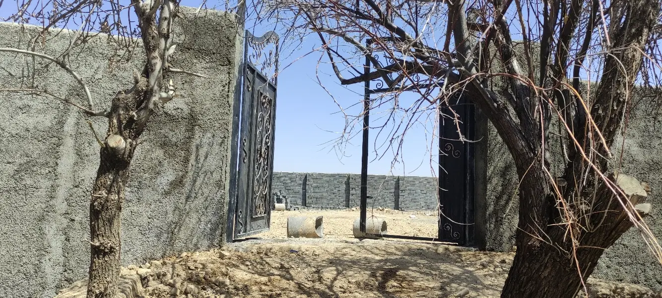 زمین چهار دیواری روستای ورآباد