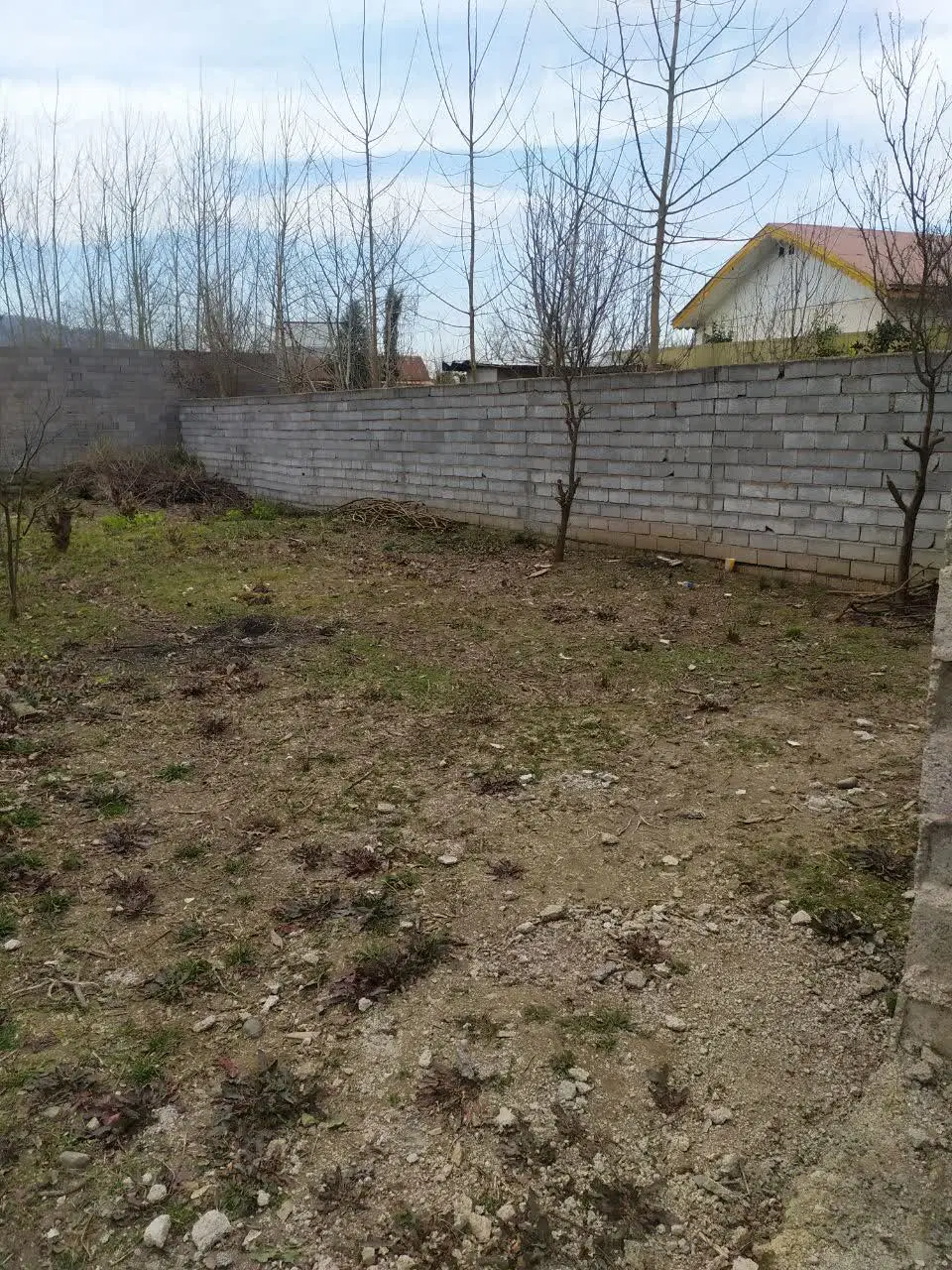 فروش یک قطعه زمین بمساحت ۲۵۰ متر