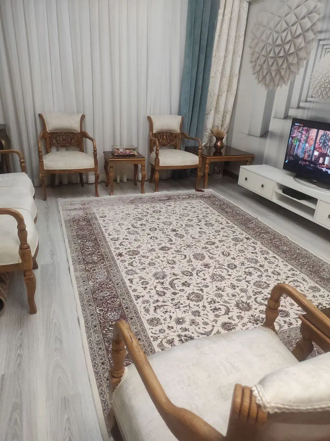 82 متر دو خواب با آسانسور و پارکینگ اختصاصی