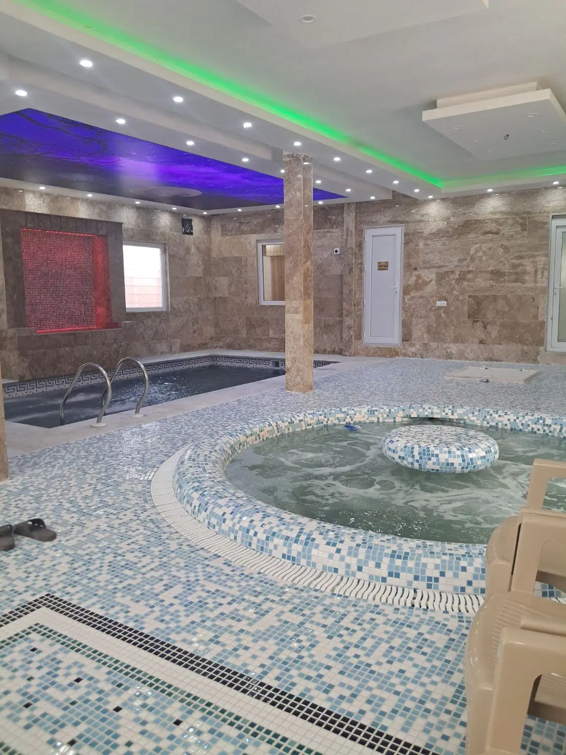 ویلا استخر ، سونا ، جکوزی نزدیک تهران