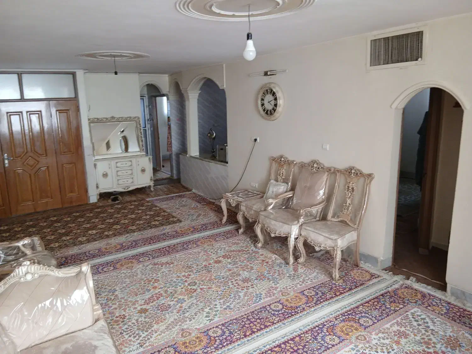 منزل اجاره آیی در محله آیی بسیار امن سه خواب