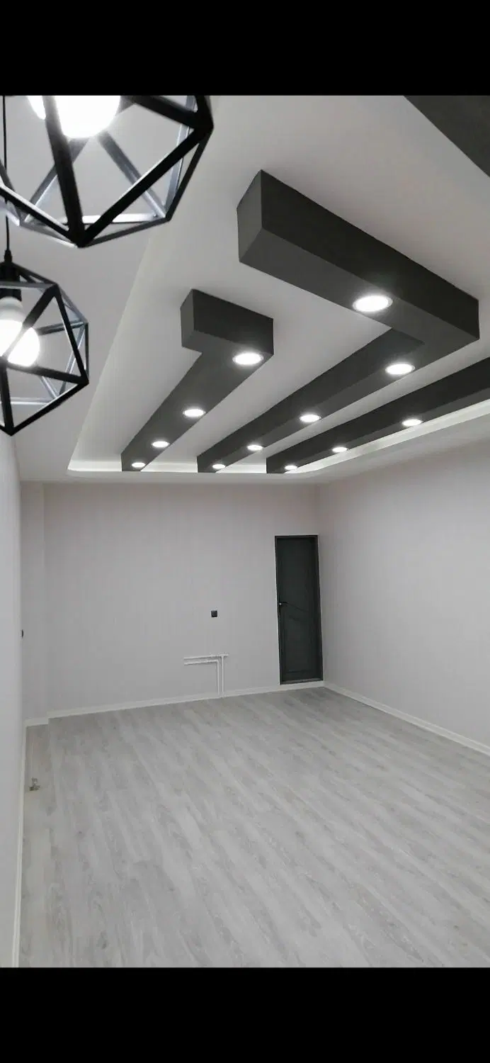 مغازه ۴۰ متری اهندوست