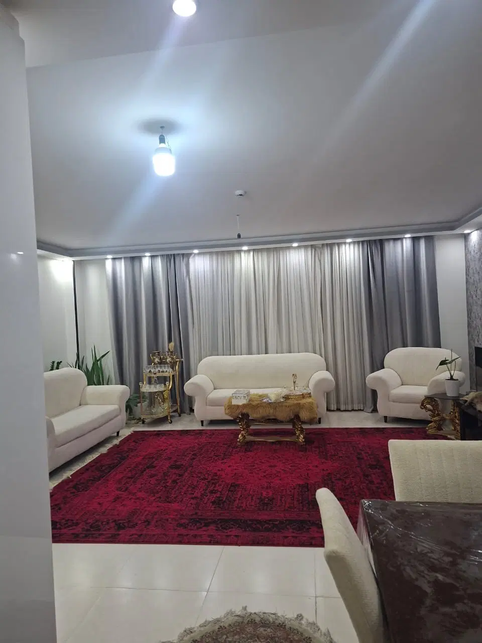 اجاره ی واحد سه خوابه