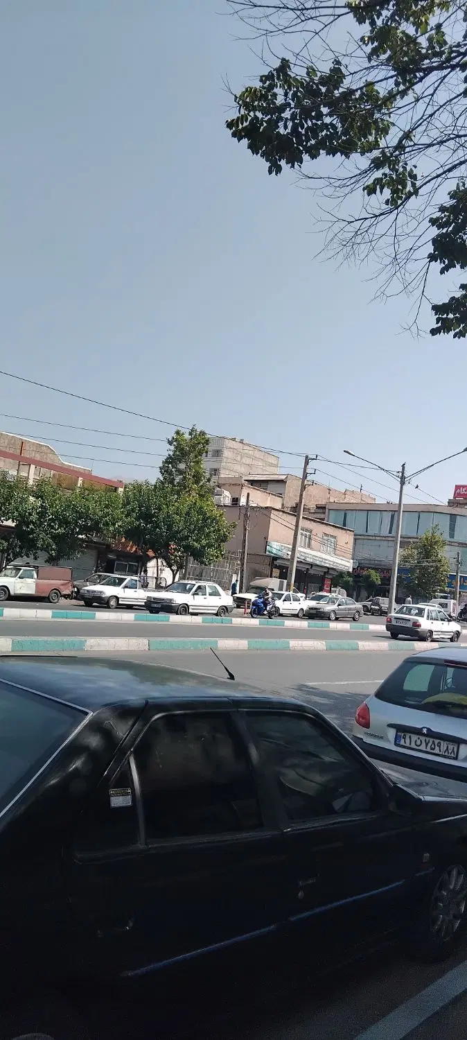 12متر مغازه بر اصلی خ وارواز خ اصلی شمیران‌نو