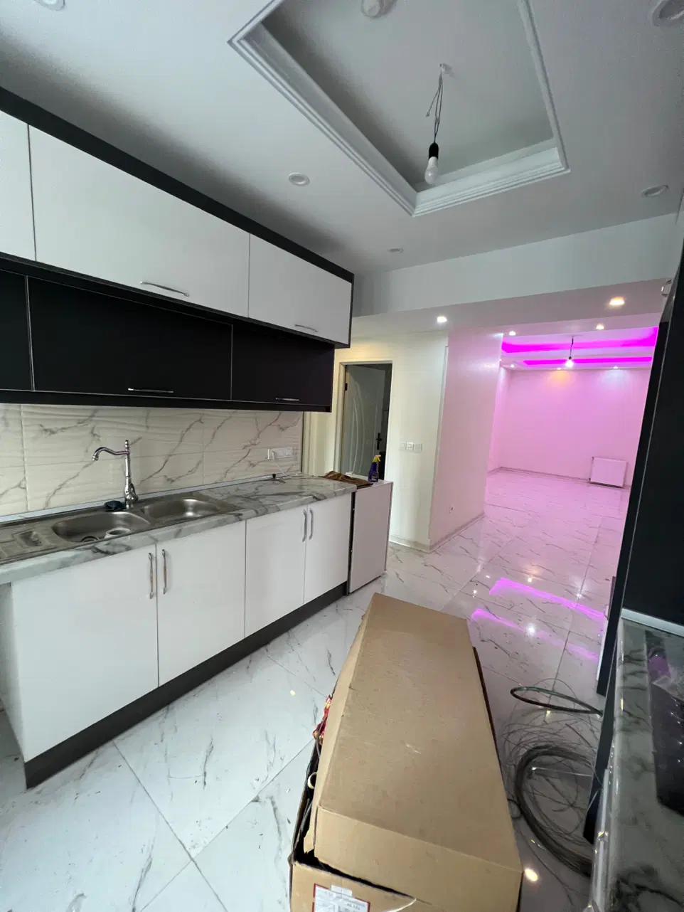 ۵۶ متری تک واحد نوساز