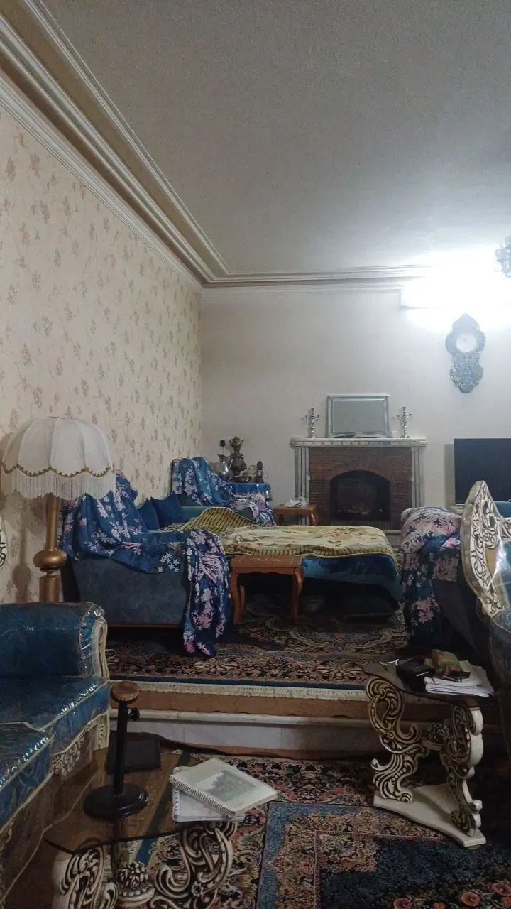 خانه سه طبقه