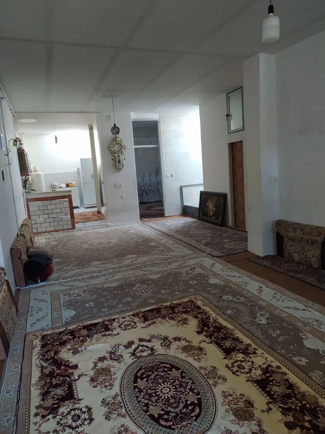 فروش ۱۵۰متر خانه ویلایی ماشین رو خ صیاد شیرازی